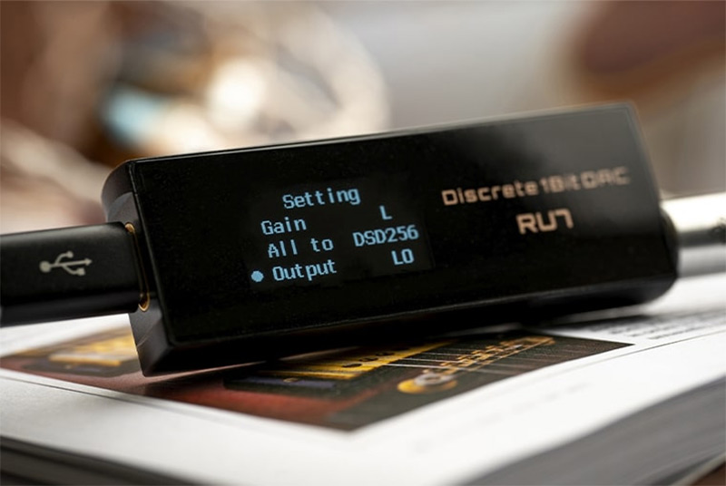 So sánh Cayin RU6 và RU7: Chọn DAC/AMP di động nào?